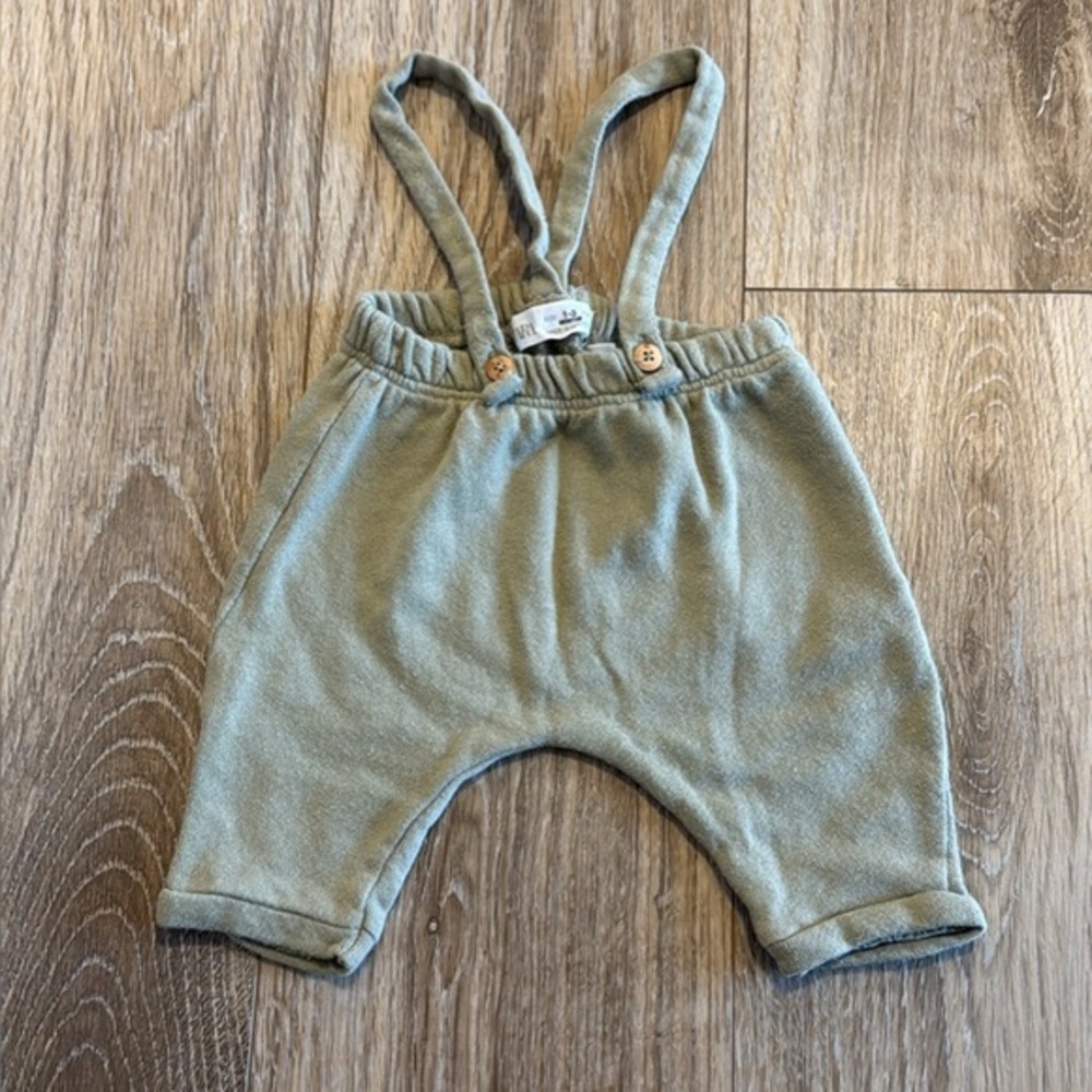 Zara Green baby overalls size 1-3 months unisex